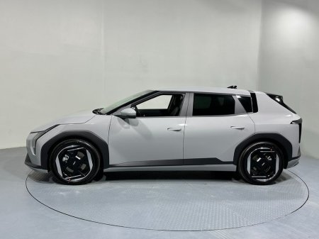 2025 Kia EV4 Earth 3 Hatchback 81.4 Kw/h 630Kms Range €43,400 thumbnail