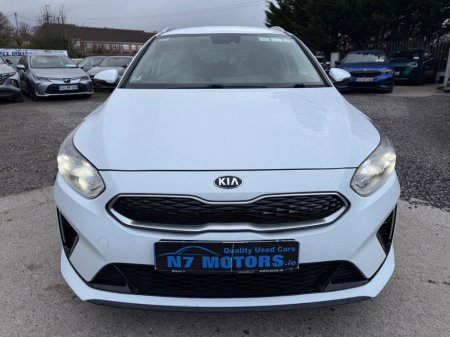 2021 Kia Ceed - thumbnail 3