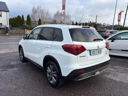 2020 Suzuki Vitara 1.4 BOOSTERJET HYBRID S SZ-T 5DR €17,950 thumbnail