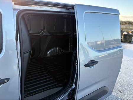 2025 Citroen Berlingo ENTRPRISE BLUE HDI 10 €24,500 thumbnail