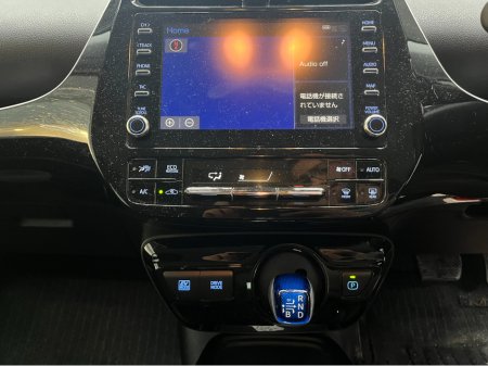 2022 Toyota Prius €21950 2022 TOYOTA PRIUS S 1.8 AUTOMATIC / CRUISE CONTROL / REVERSE CAMERA AND MORE €21,950 thumbnail