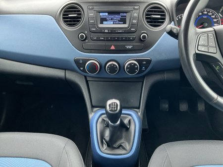2020 Hyundai i10 DELUXE 4DR €13,950 thumbnail
