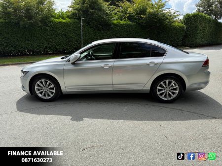 2016 Volkswagen Passat - thumbnail 13