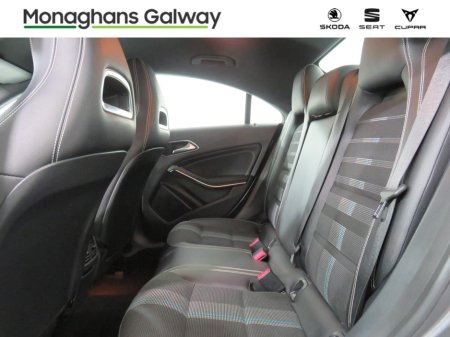 2018 Mercedes-Benz CL Class 200 D SPORT 4DR thumbnail