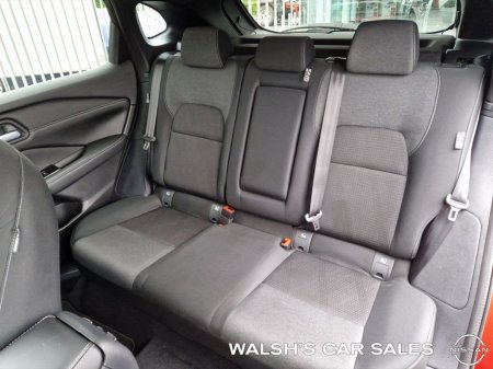 2022 Nissan Qashqai 1.3 SV Premium 2T €21,950 thumbnail