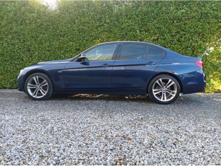 2018 BMW 3 Series 320 DIESEL SPORT LINE SPORTS INTERIOR UNMARKED INSIDE BMW SERVICE HISTORY (9 INPUTS) JUST FULLY SERVICED 2 YEARS NCT 1 YEAR ROAD TAX LOADED WITH EXTRAS €24,949 thumbnail