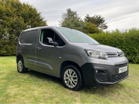2024 Citroen Berlingo - thumbnail 1