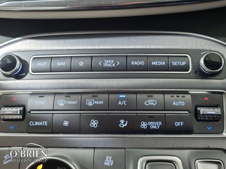 2022 Hyundai Santa Fe - thumbnail 16