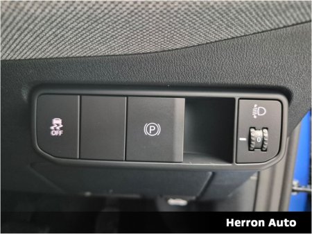 2026 Kia EV4 - thumbnail 14