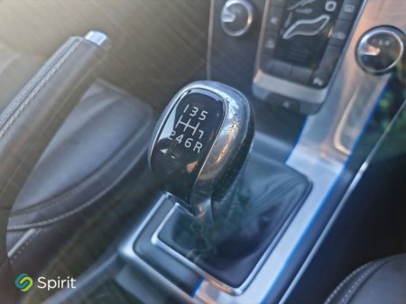 2016 Volvo V40 - thumbnail 10