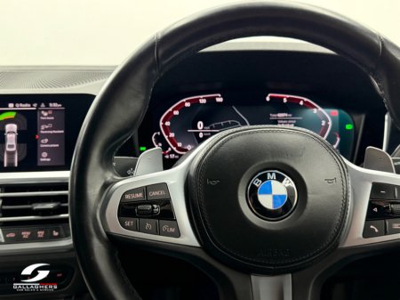 2021 BMW 3 Series - thumbnail 18