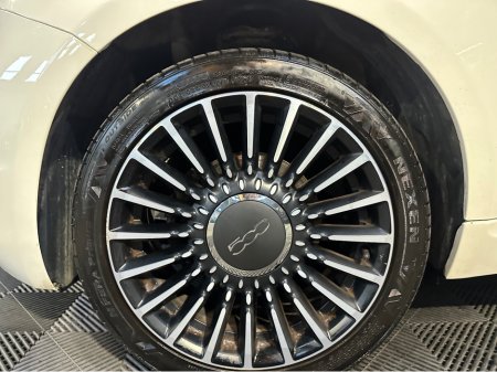 2017 Fiat 500 1.2  LOUNGE S4 2DR TILT & SLIDE SUNROOF 69BHP €10,950 thumbnail