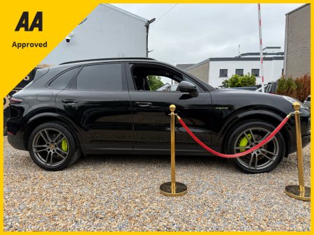 2023 Porsche Cayenne - thumbnail 14