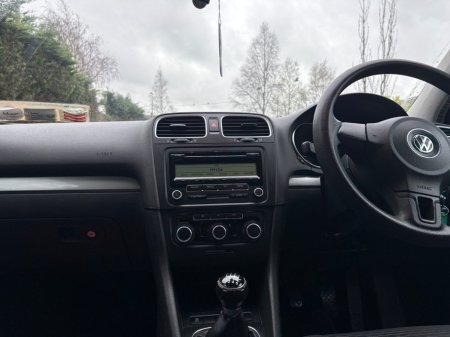 2010 Volkswagen Golf - thumbnail 13