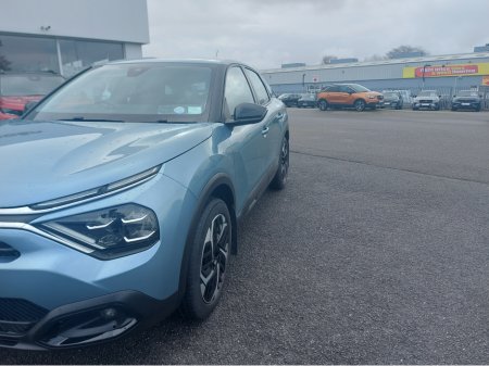 2021 Citroen C4 FEEL PACK BLUEHDI 110 4DR €22,950 thumbnail