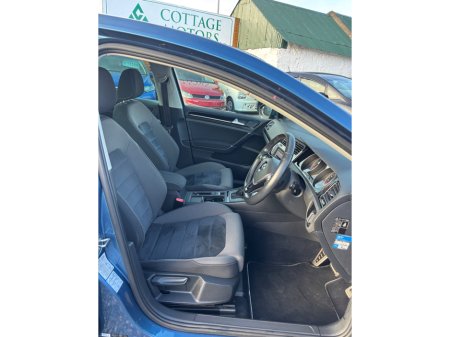 2017 Volkswagen Golf  €16,500 thumbnail