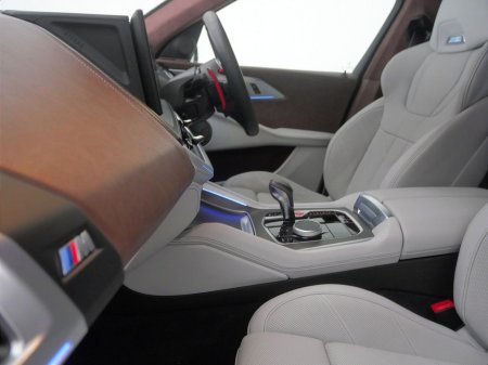 2025 BMW XM 50e €129,900 thumbnail