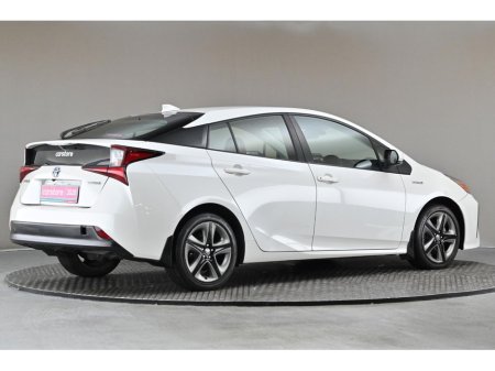 2020 Toyota Prius - thumbnail 10