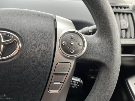 2019 Toyota Prius+ - thumbnail 23