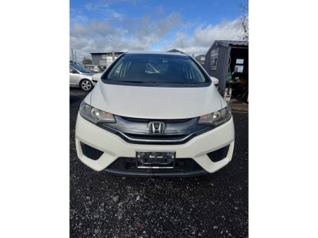 2014 Honda Fit - thumbnail 4