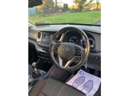 2017 Hyundai Tucson IX35 1.7 COMFORT 5DR €15,950 thumbnail