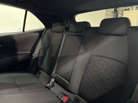 2020 Toyota Corolla COROLLA HYBRID L/SPORT HB €21,950 thumbnail