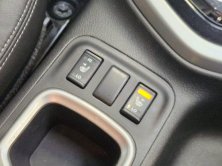 2019 Nissan Navara - thumbnail 12