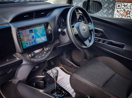 2020 Toyota Vitz - thumbnail 22