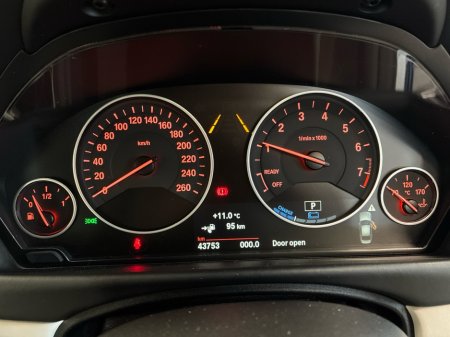 2017 BMW 3 Series 2.0L Petrol Plug-In Hybrid Automatic  *Celebration Edition 002/100 Manufactured* €21,950 thumbnail