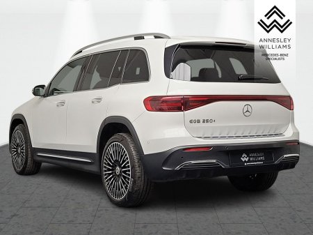 2025 Mercedes-Benz EQB - thumbnail 9