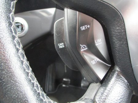 2016 Ford Kuga - thumbnail 20