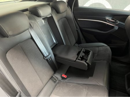 2021 Audi e-tron - thumbnail 19