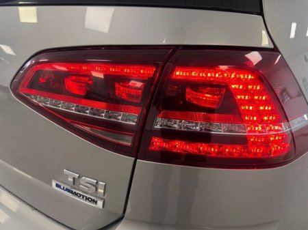 2017 Volkswagen Golf - thumbnail 19