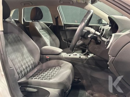 2016 Audi A3 1.4 TFSI - ALLOY WHEELS - MULTI FUNCTION STEERING WHEEL - CRUISE CONTROL - REVERSE CAMERA €14,950 thumbnail