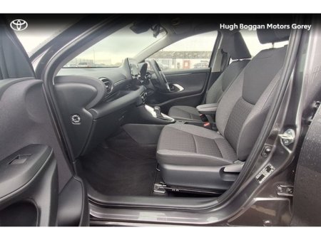 2023 Toyota Yaris 1.5 HYBRID LUNA 4DR AUTO €24,495 thumbnail