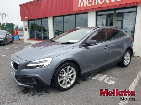 2017 Volvo V40 R DESIGN AUTO €16,950