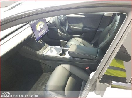 2023 Tesla Model 3 - thumbnail 8