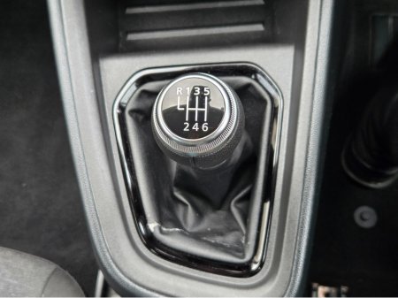 2023 Renault Clio - thumbnail 21