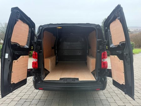 2021 Opel Vivaro 3100 SPORTIVE S/S L2H1 €14,630 thumbnail