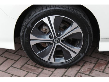 2022 Nissan Leaf - thumbnail 23