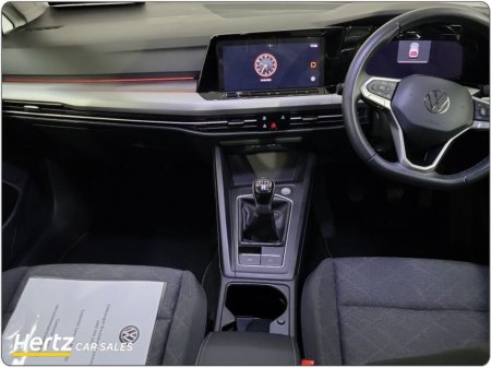 2024 Volkswagen Golf LIFE 110HP Petrol Manual €25,995 thumbnail
