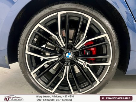 2023 BMW 5 Series - thumbnail 8