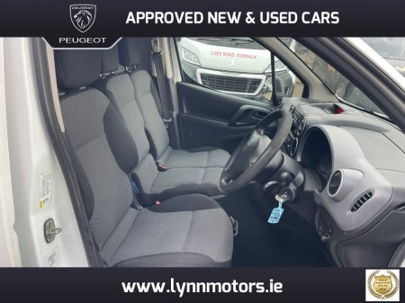 2017 Peugeot Partner - thumbnail 5