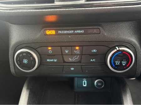 2019 Ford Focus 1.0 PETROL ST-LINE €15,990 thumbnail