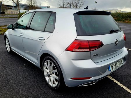 2018 Volkswagen Golf  €14,999 thumbnail