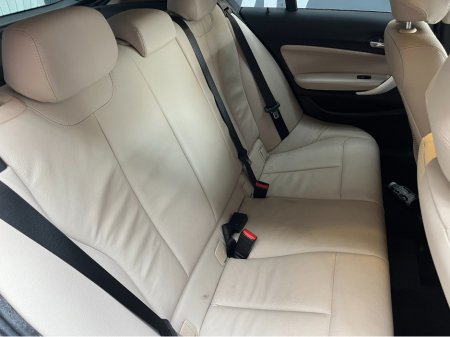 2018 BMW 1 Series - thumbnail 11