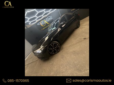 2019 BMW 5 Series - thumbnail 1