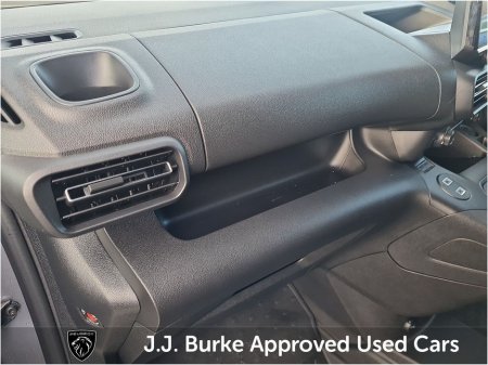 2026 Peugeot Partner Pro Premium 1000kg L1 1.5 Blue HDI 100bhp thumbnail