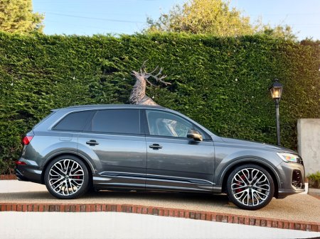 2026 Audi SQ7 - thumbnail 3