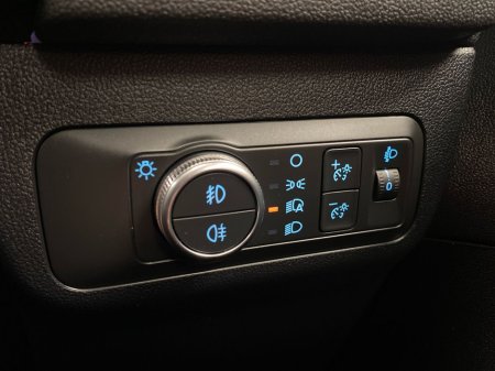 2022 Ford Kuga KUGA TITANIUM 1.5 TD 120 S6.2 M €23,995 thumbnail